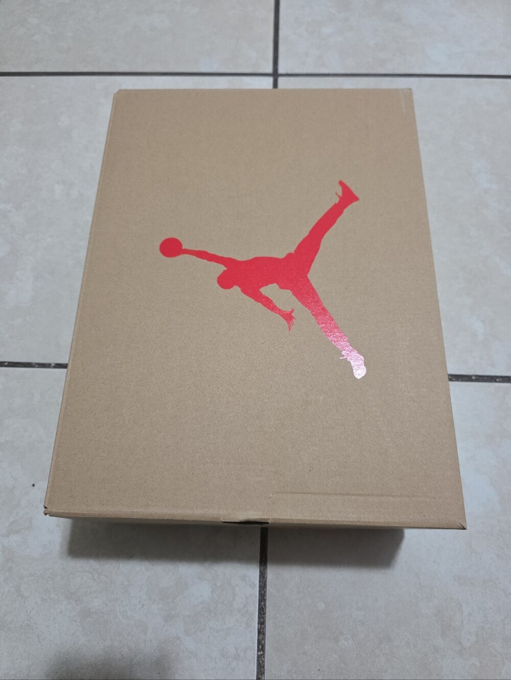 Empty Shoe Box - Picture 4 of 7